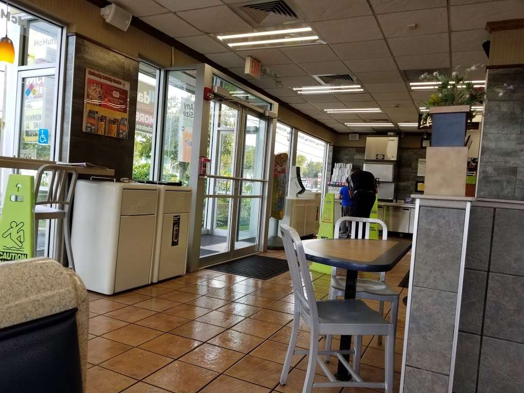 McDonalds | 729 NY-110, Melville, NY 11747, USA | Phone: (631) 423-3433 McDonalds | 729 NY-110, Melville, NY 11747, USA | Phone: (631) 423-3433