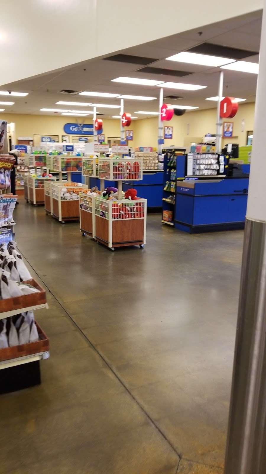 PetSmart | 2828 Campus Pkwy, Riverside, CA 92507, USA | Phone: (951) 653-8482