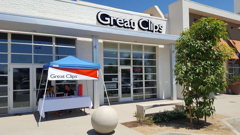 Great Clips | 12214 Lakewood Blvd Suite 120, Downey, CA 90242, USA | Phone: (562) 401-1300