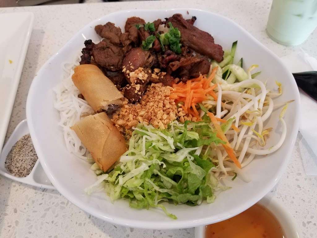 Pho Lamour Noodles & Grill | Pearland, TX 77584 | Phone: (281) 741-6777