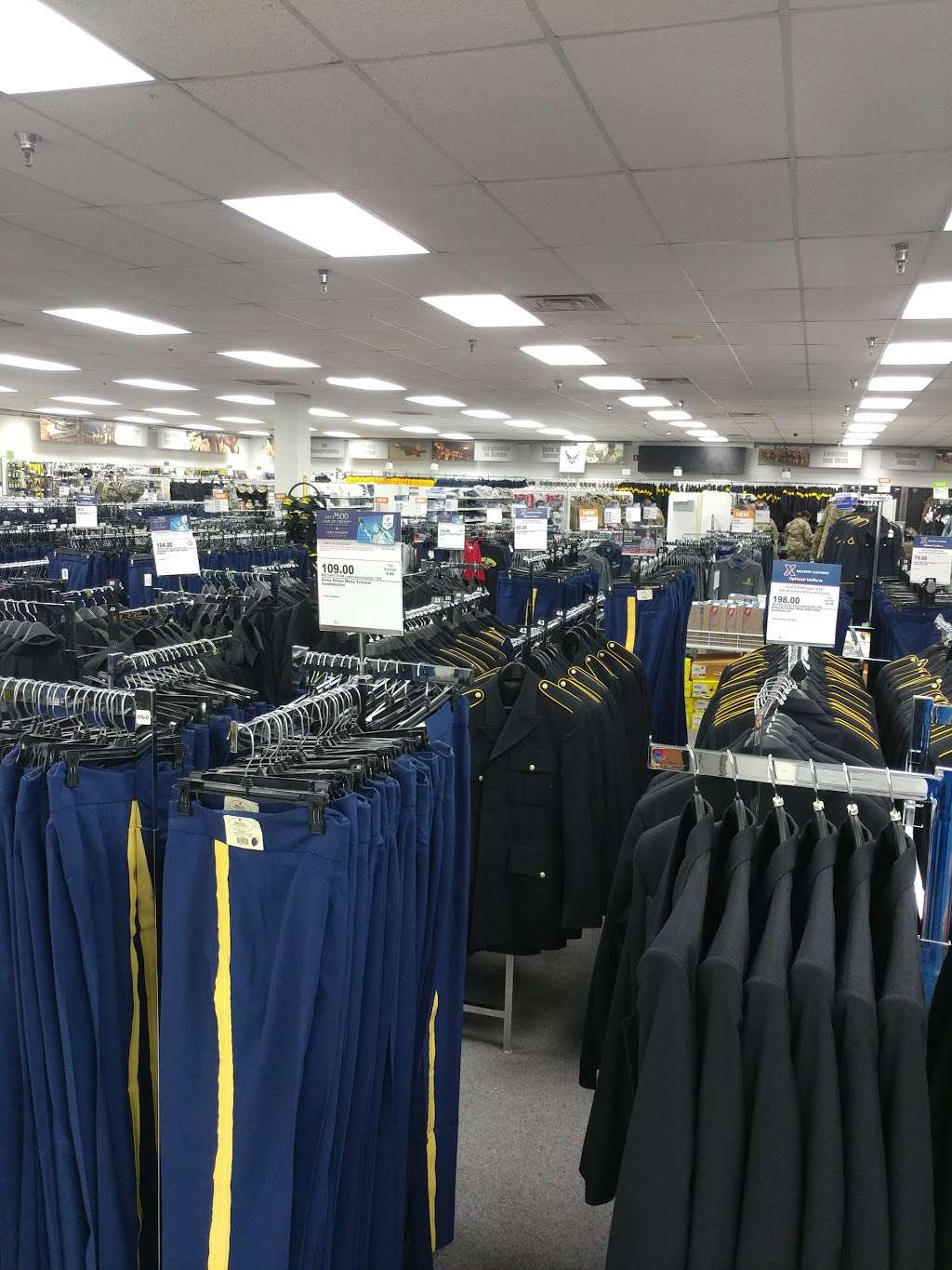 Military Clothing and Sales Store | 4188 Commissary St, San Antonio, TX 78234, USA | Phone: (210) 221-3595