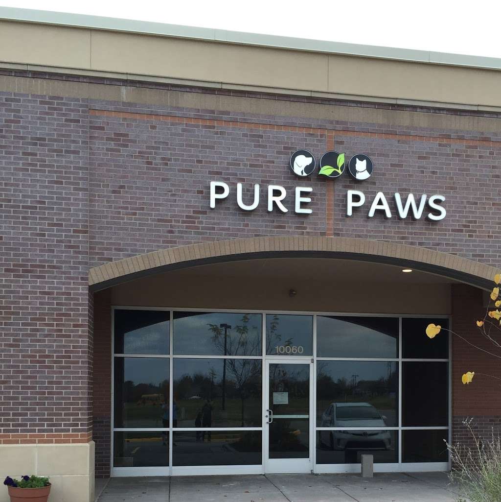 Pure Paws | 10060 Woodland Rd, Lenexa, KS 66220, USA | Phone: (913) 254-7303