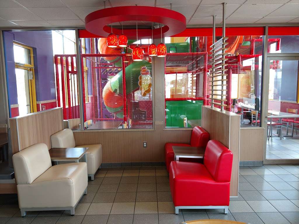 Burger King | 95 Pleasant Valley St, Methuen, MA 01844, USA | Phone: (978) 688-0714