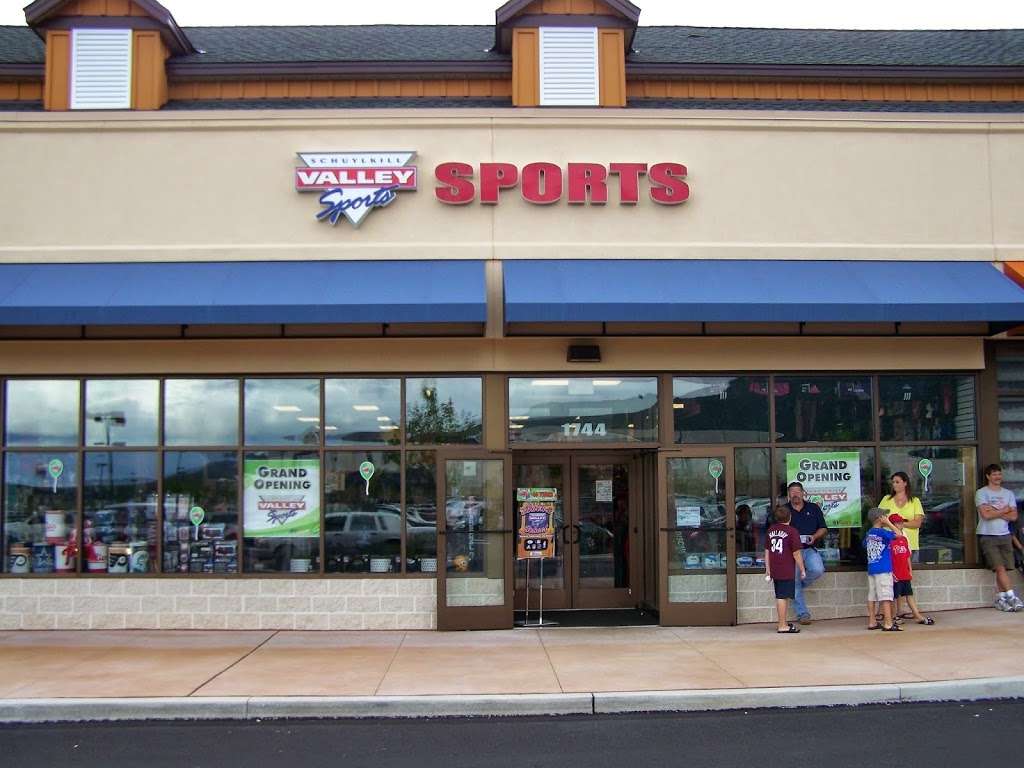 Schuylkill Valley Sports | 1744 Tilden Ridge Dr, Hamburg, PA 19526, USA | Phone: (484) 665-0390