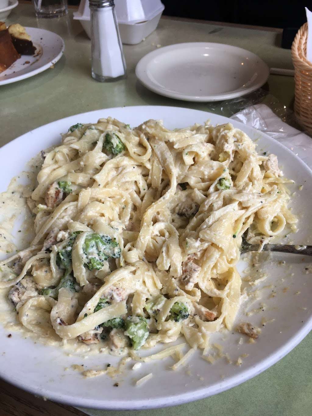 Landmark Restaurant Diner | 4429 Central Ave, Charlotte, NC 28205, USA | Phone: (704) 532-1153