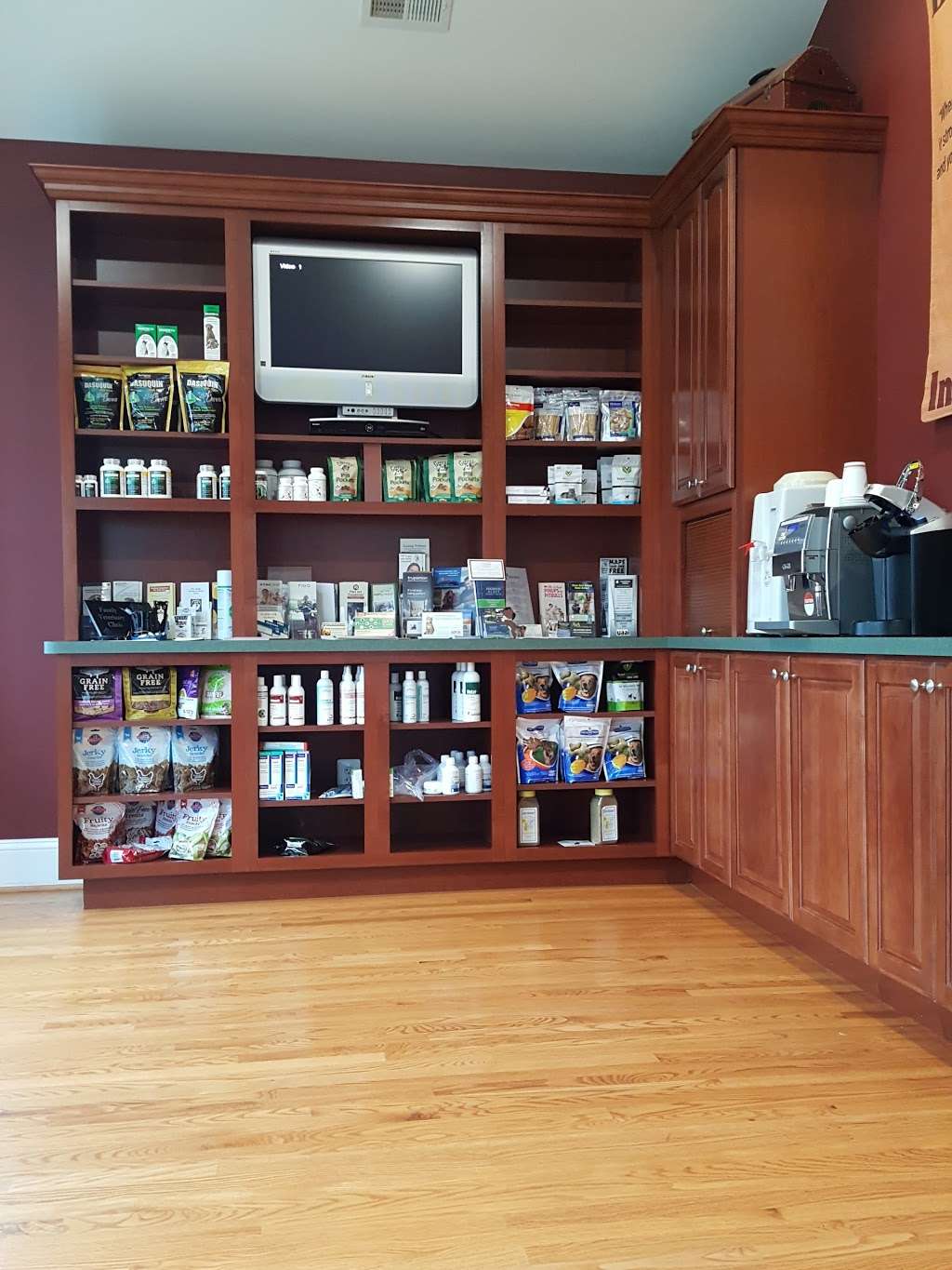 Family Veterinary Clinic | 1413 Defense Hwy #100, Gambrills, MD 21054, USA | Phone: (410) 721-4545