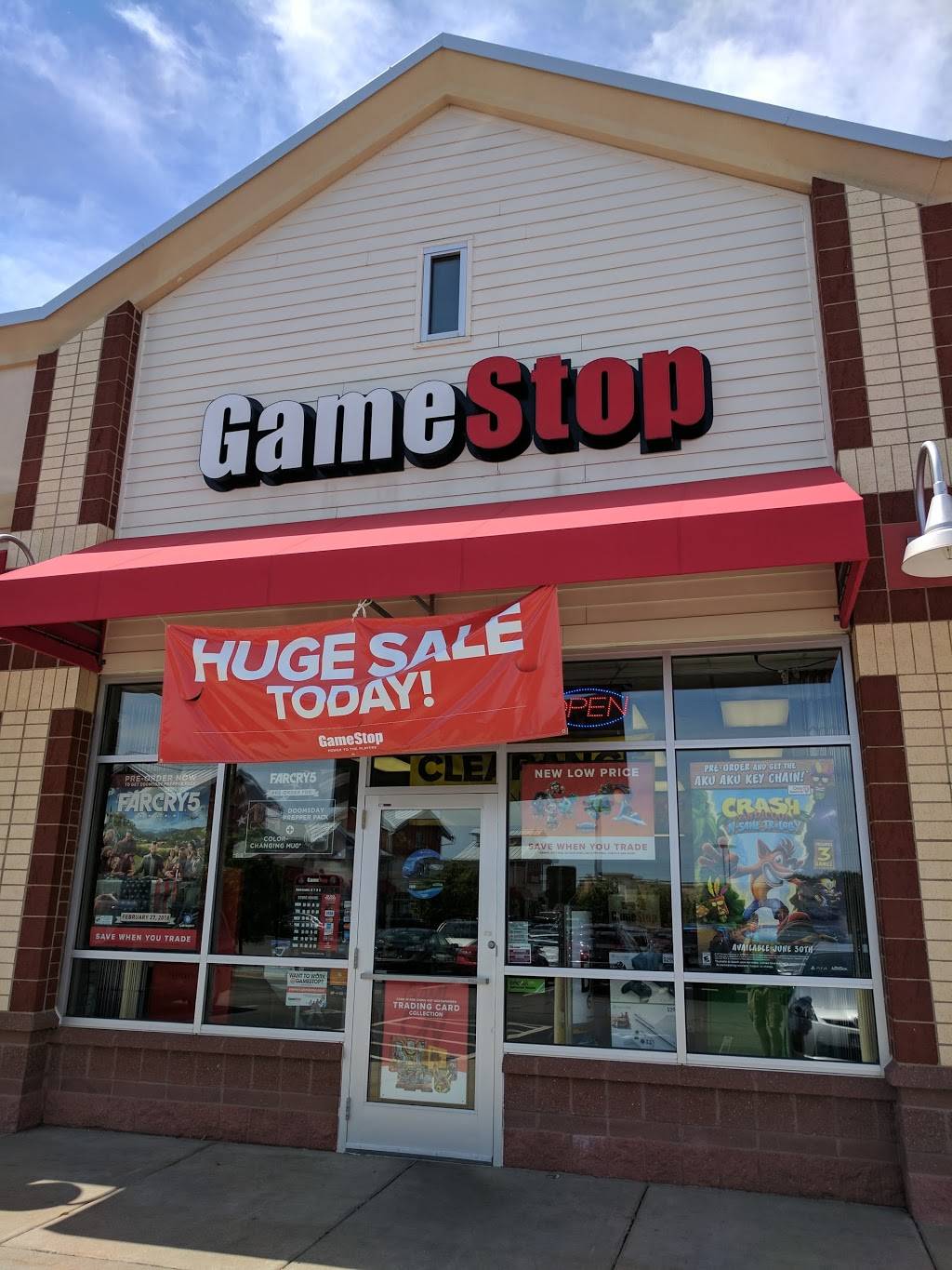 GameStop | 8042 Old Carriage Ct, Shakopee, MN 55379, USA | Phone: (952) 496-3069