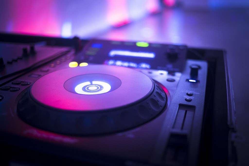 Musician Services Unlimited | 1442 Brittmoore Rd, Houston, TX 77043, USA | Phone: (713) 463-3765