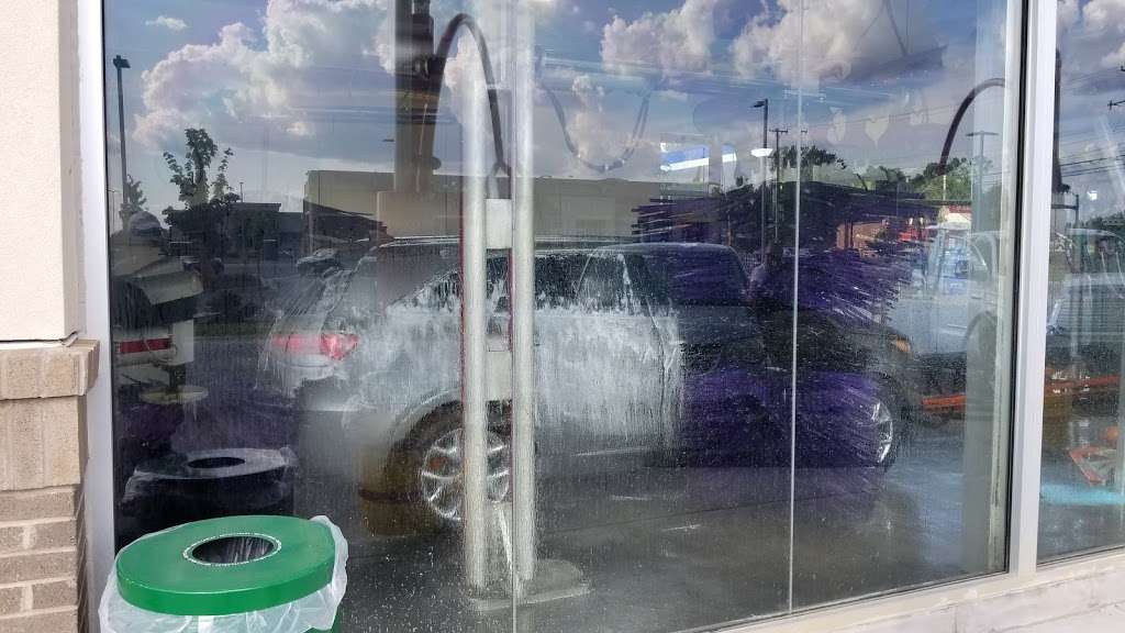 Sams Xpress® Car Wash (Charlotte, NC - Berewick) | 9308 Steele Creek Rd, Charlotte, NC 28273 | Phone: (704) 940-3615