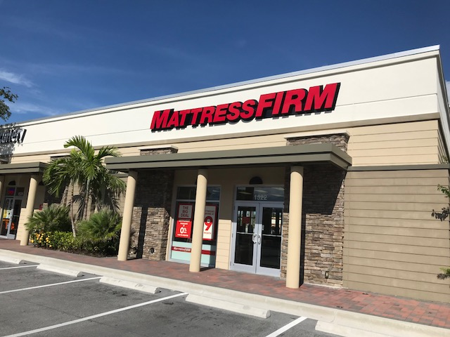 Mattress Firm Fort Lauderdale South | 1522 N Federal Hwy, Fort Lauderdale, FL 33304, USA | Phone: (954) 566-0963