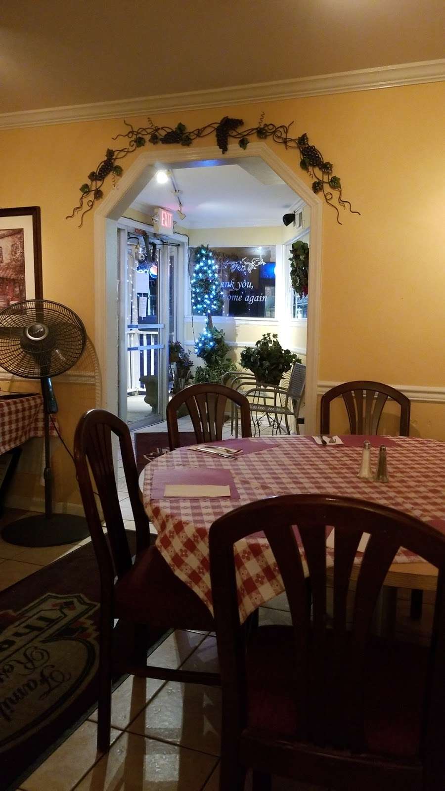 Theodoras Family Restaurant and Pizza | 336 S Main St, Wharton, NJ 07885, USA | Phone: (973) 989-8363