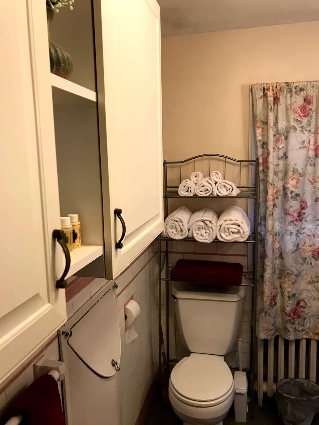 Mill Stone Guest Lodging | 2610 Cumberland Ave, Mt Penn, PA 19606, USA | Phone: (484) 769-2702