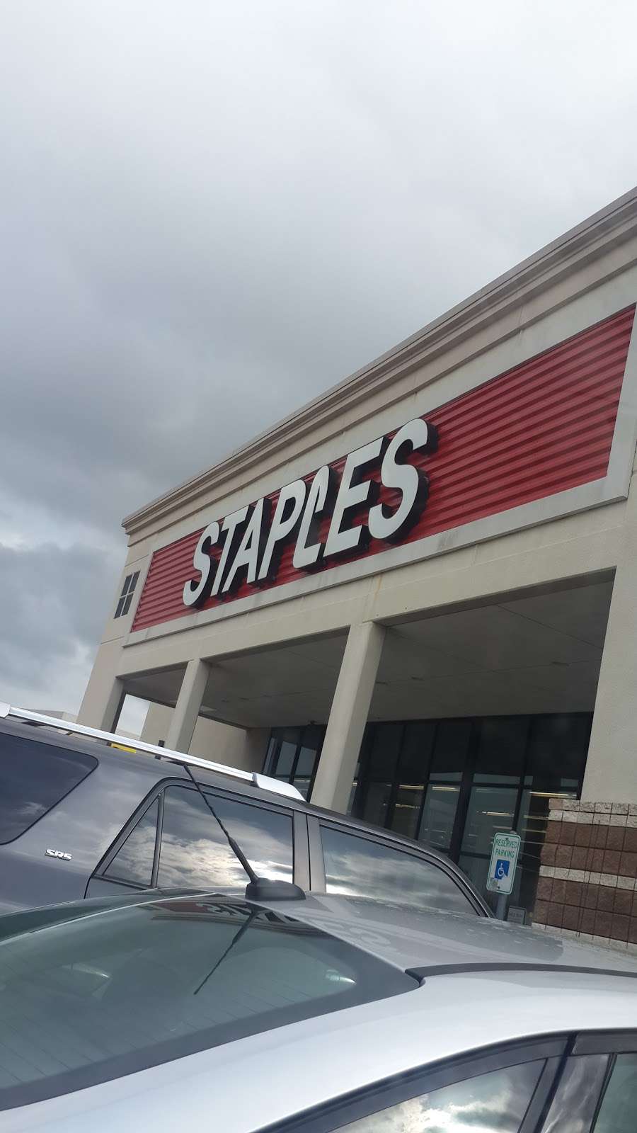 Staples | 19507 Interstate 45 N Suite 500, Spring, TX 77388, USA | Phone: (281) 528-0189