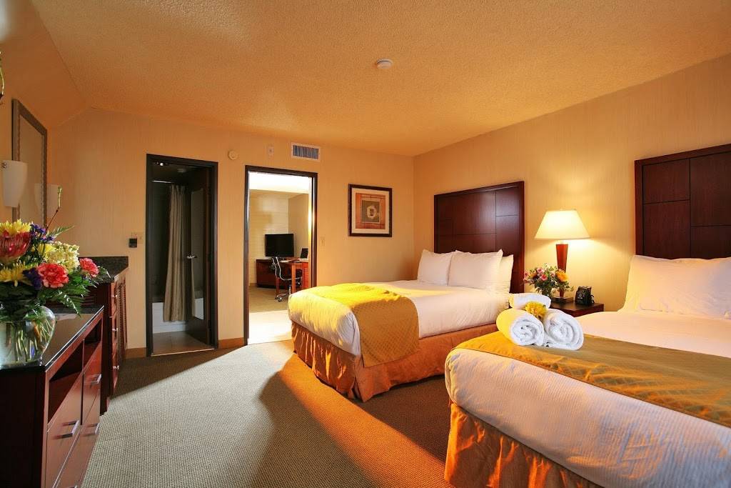 DoubleTree Suites by Hilton Hotel Tucson Airport | 7051 S Tucson Blvd, Tucson, AZ 85756, USA | Phone: (520) 225-0800