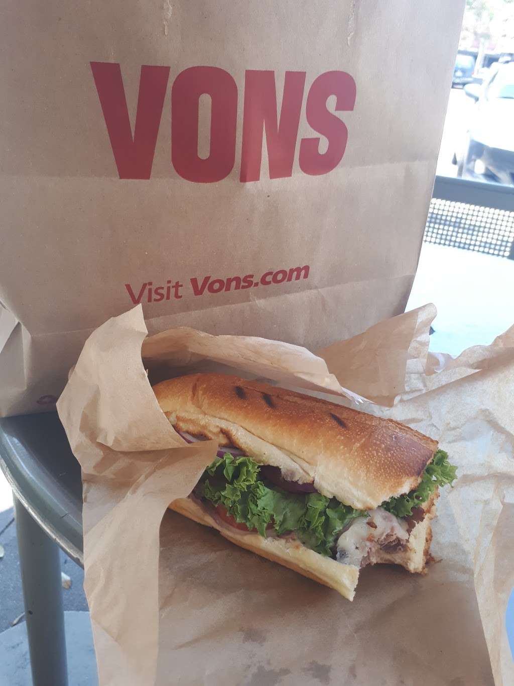 Vons | 3900 E Ocean Ave, Long Beach, CA 90803 | Phone: (562) 987-3122