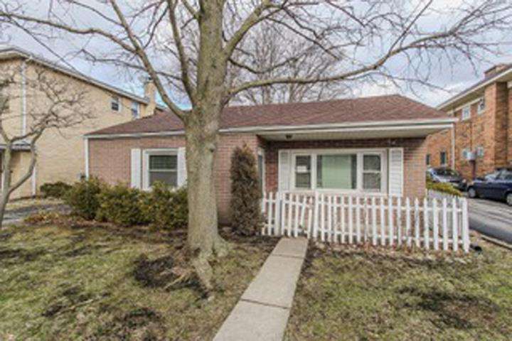 Kathy Volpe – Real Estate Broker | 123 St Charles Rd, Lombard, IL 60148 | Phone: (630) 330-5555