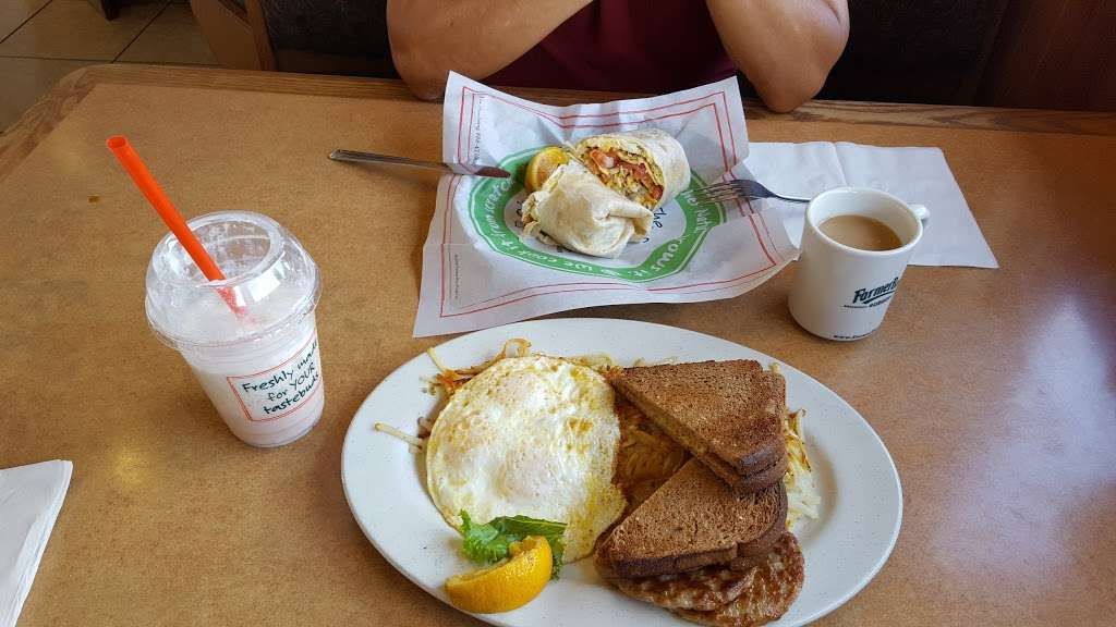 Farmer Boys | 2000 E Alessandro Blvd, Riverside, CA 92508, USA | Phone: (951) 656-6666