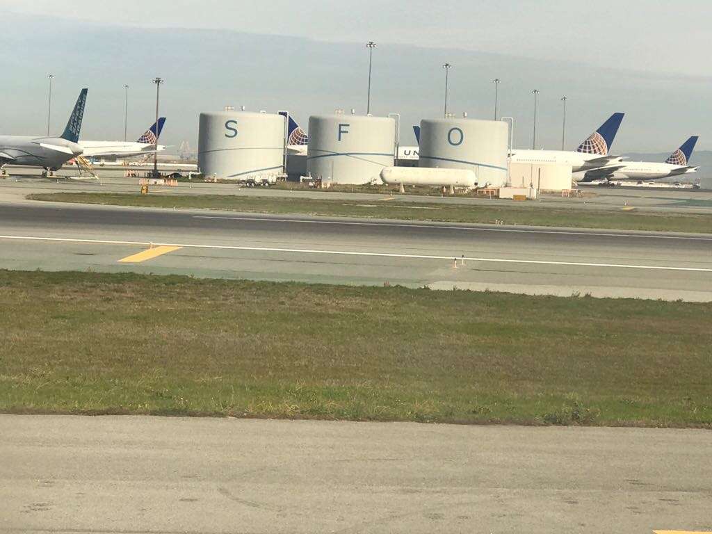 SFO Airport Terminal 2 - Lower Level | California 94128