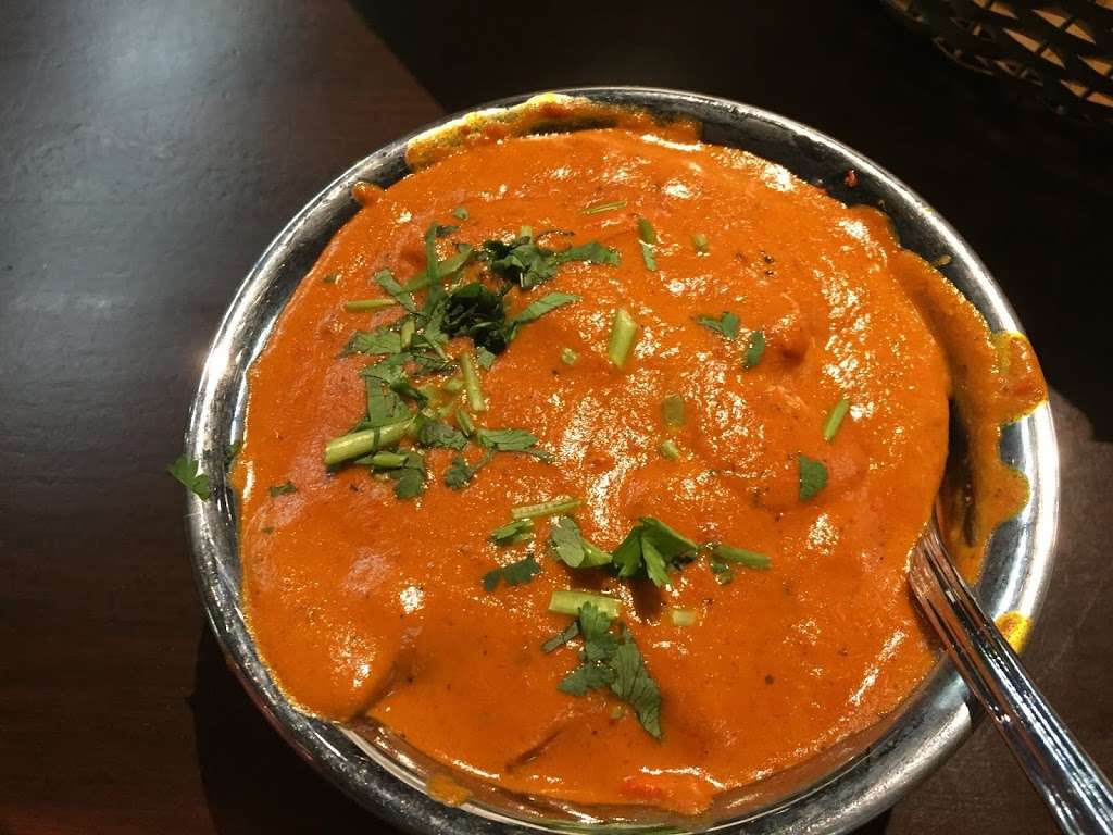 Royal Indian Cuisine and Bar | 8216 World Center Dr, Orlando, FL 32821, USA | Phone: (407) 778-3064