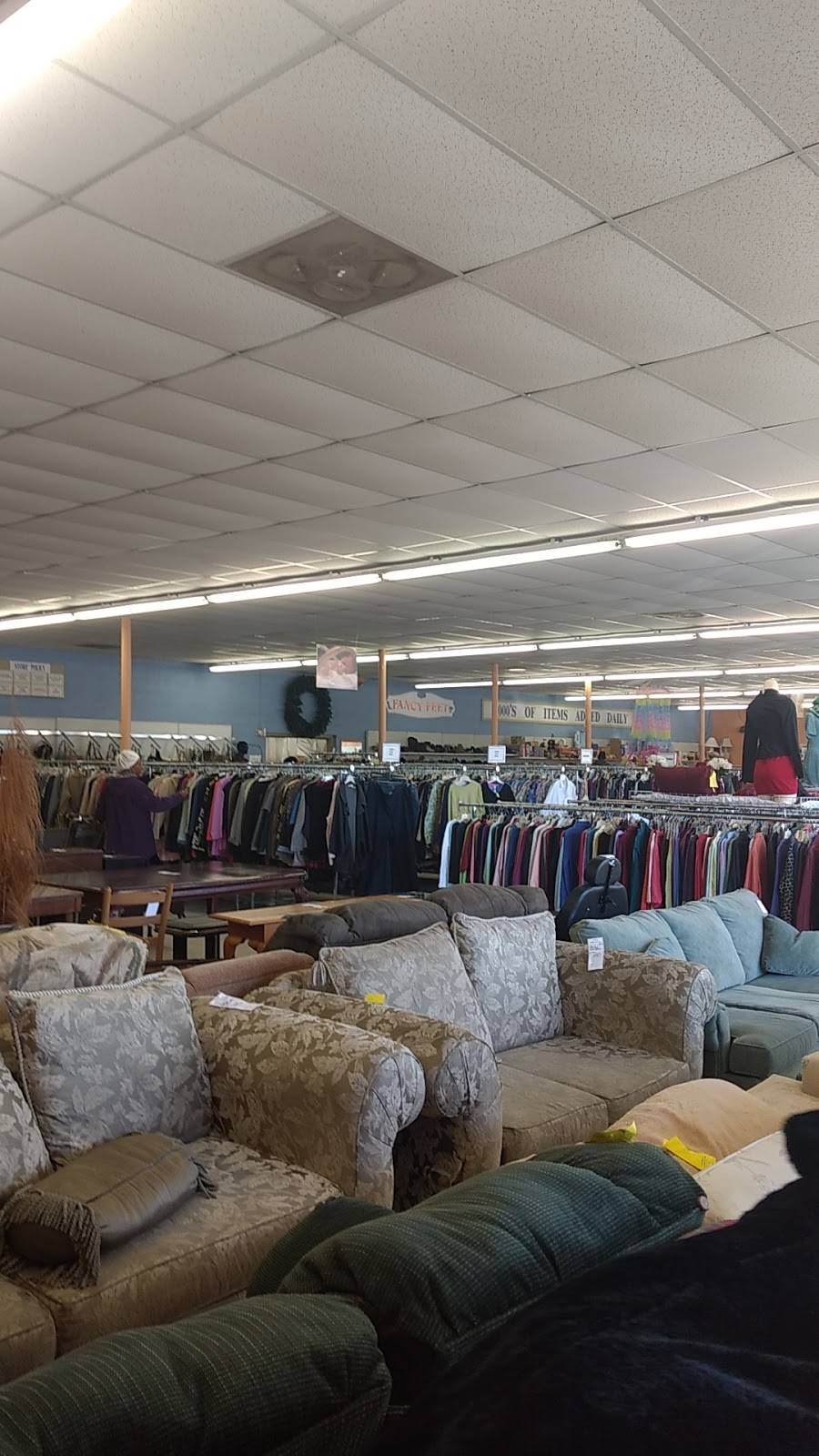 CHKD Thrift Store | 1356 E Little Creek Rd, Norfolk, VA 23518, USA | Phone: (757) 587-5437