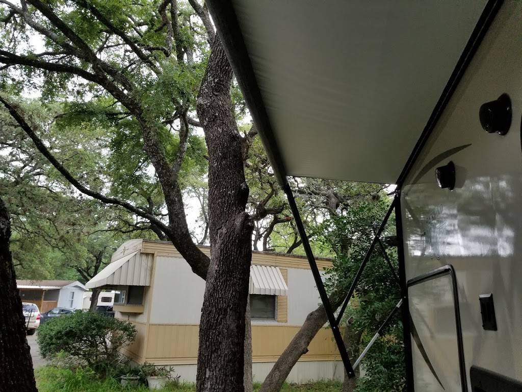 Honeycomb RV Park | 6402 McNeil Dr, Austin, TX 78729, USA | Phone: (512) 221-4845