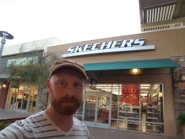 SKECHERS Factory Outlet | 4976 Premium Outlets Way #820, Chandler, AZ 85226, USA | Phone: (480) 639-1889