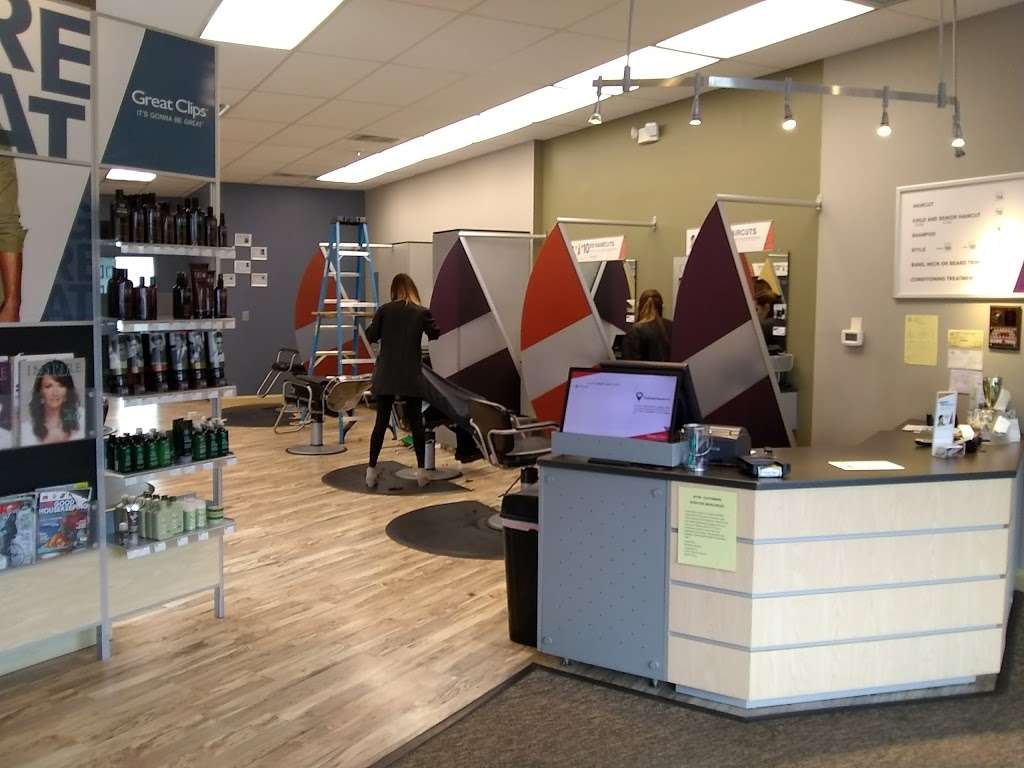 Great Clips | 516 Mercantile Pl Ste 105, Fort Mill, SC 29708, USA | Phone: (803) 802-9103