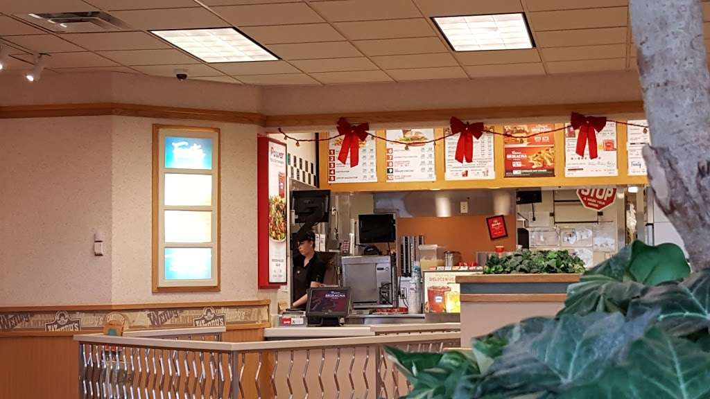 Wendys | 125 E Dorset Dr Ave, Dixon, CA 95620, USA | Phone: (707) 678-7248