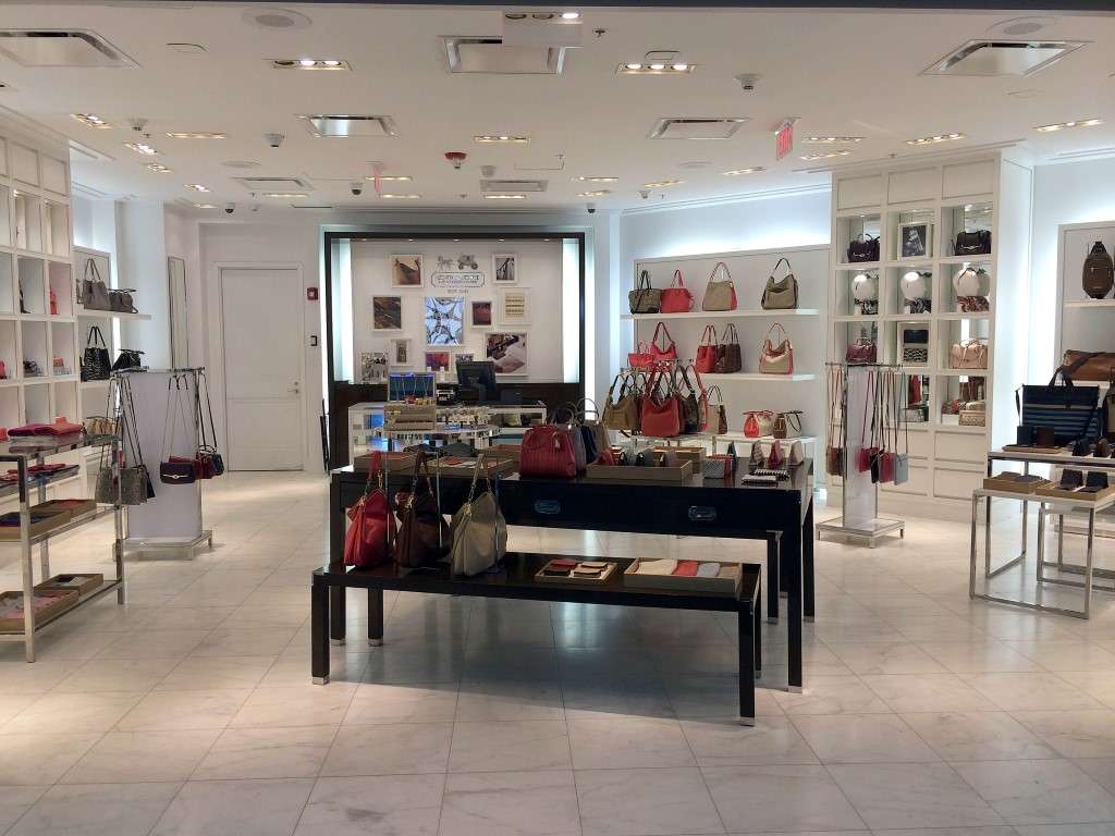 COACH - Miami International Airport, Gate D16 | 5200 NW 21st St, Miami, FL 33142, USA | Phone: (305) 869-4957