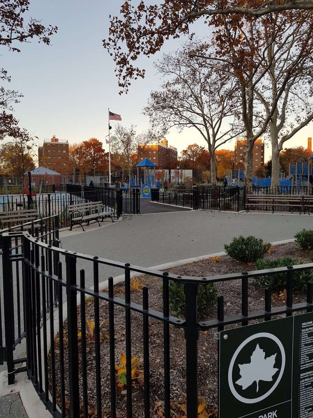 The Big Park | Grandview Ave &, Continental Pl, Staten Island, NY 10303, USA | Phone: (212) 639-9675