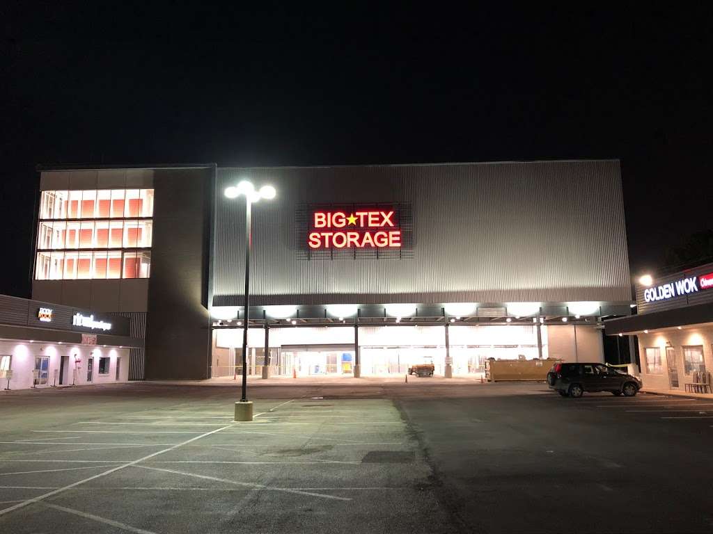 Big Tex Storage Garden Oaks | 3480 Ella Blvd, Houston, TX 77018 | Phone: (713) 581-9180