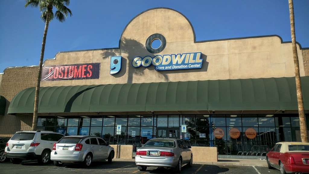 McKellips Goodwill Retail Store, Donation Center and Career Cent | 106 E McKellips Rd, Mesa, AZ 85201, USA | Phone: (480) 835-8900
