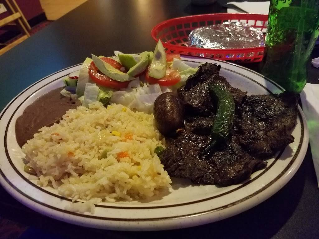 Bertas Salvadoran Kitchen | 127 SW 153rd St, Burien, WA 98166, USA | Phone: (206) 859-2776