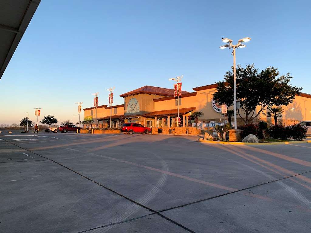 Choke Canyon Travel Center | 16565 Shepherd Rd, Atascosa, TX 78002 | Phone: (210) 622-9632