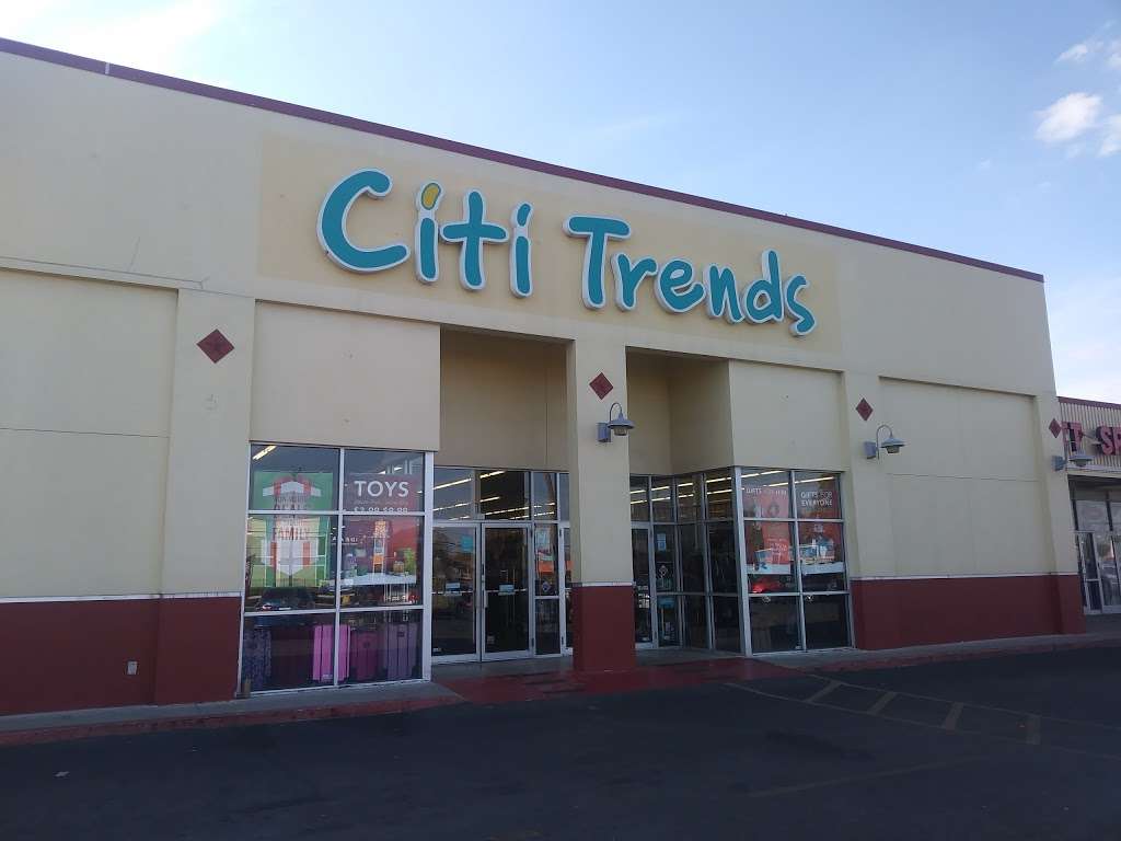 Citi Trends | 945 S WW White Rd, San Antonio, TX 78220, USA | Phone: (210) 337-2091