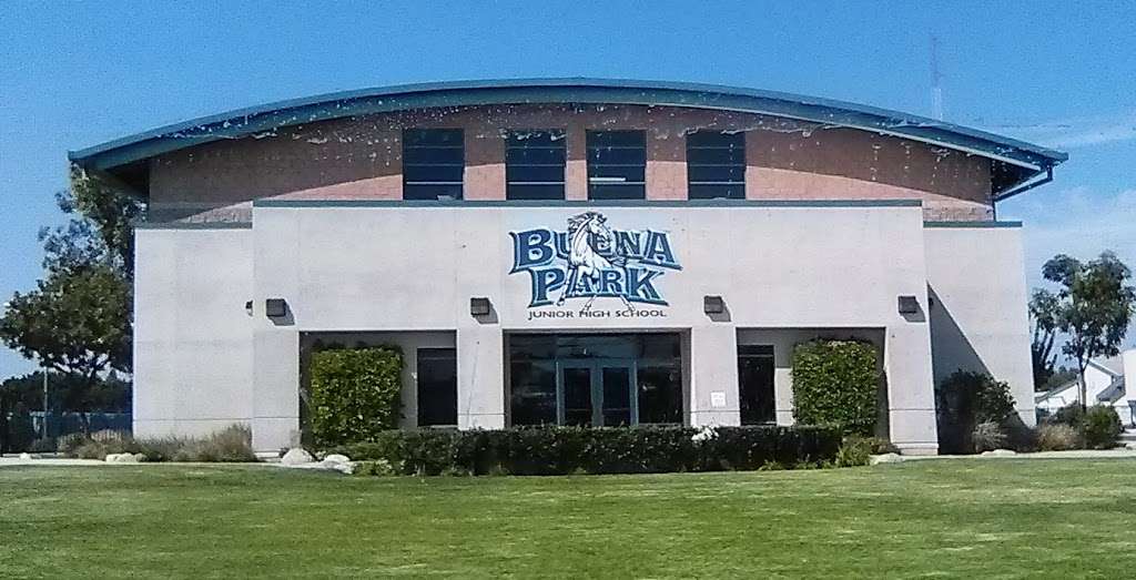 Buena Park Junior High School | 6931 Orangethorpe Ave, Buena Park, CA 90620 | Phone: (714) 522-8491