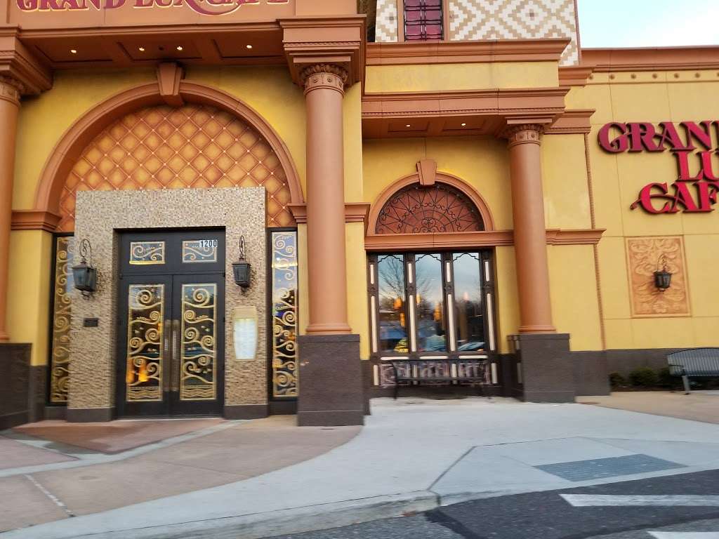 Roosevelt Field | 630 Old Country Rd, Garden City, NY 11530, USA | Phone: (516) 742-8001