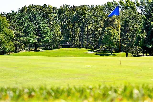 Johnson Park Golf Course | 6200 Northwestern Ave, Racine, WI 53406 | Phone: (262) 637-2840