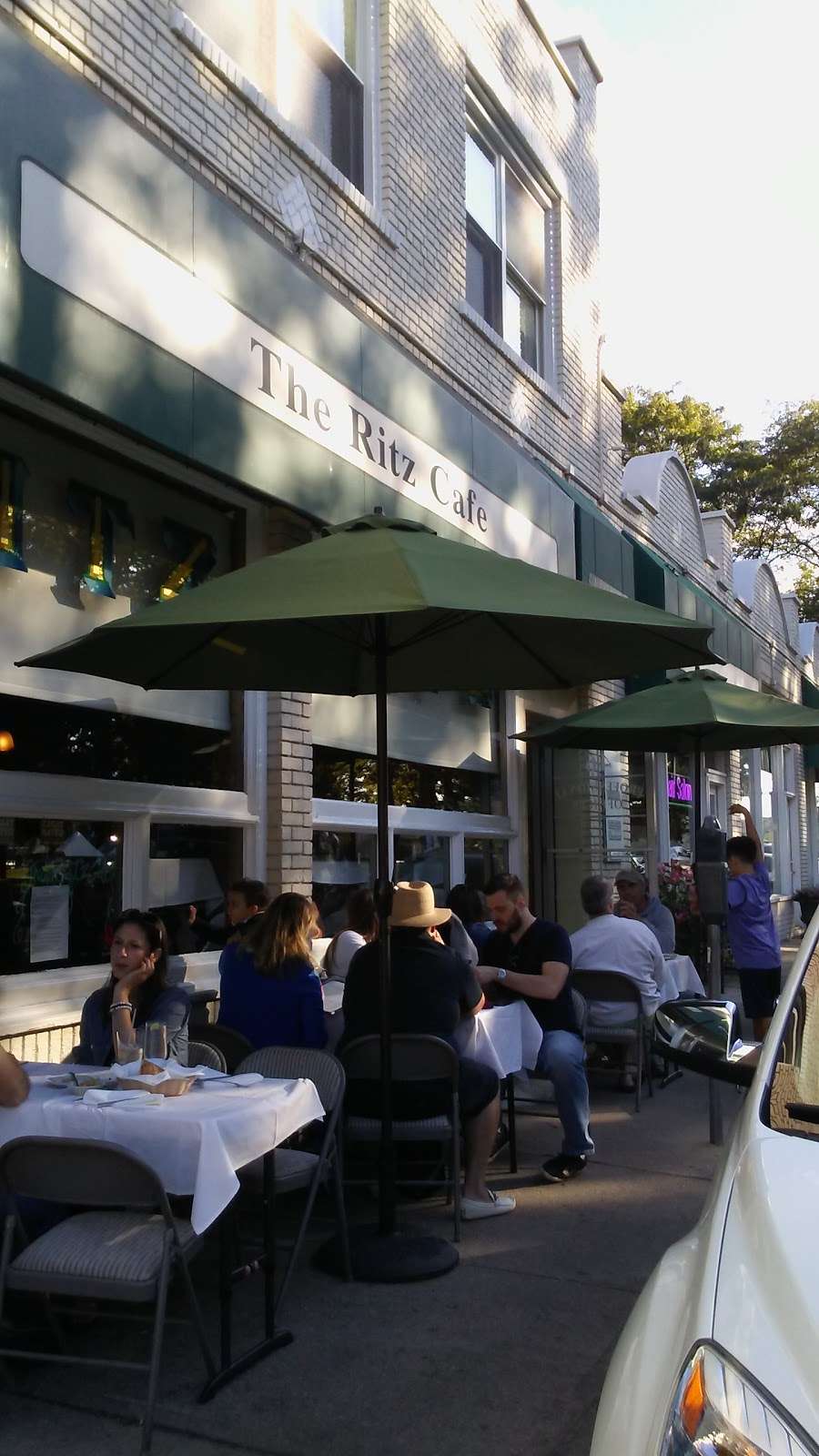 The Ritz Cafe | 42 Woodbine Ave, Northport, NY 11768, USA | Phone: (631) 754-6348