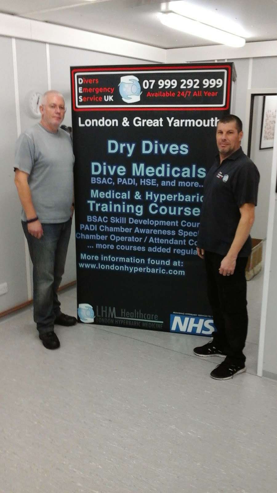 Divers Emergency Service - UK | Whipps Cross University Hospital, Bridge Rd, Leytonstone, London E11 1RG, UK | Phone: 07999 292999