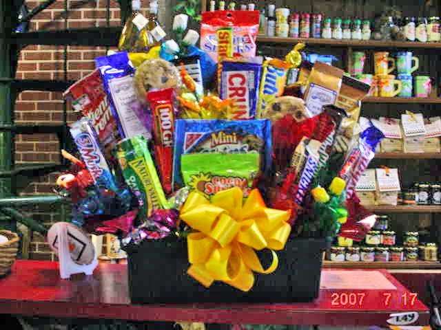 Candy & Cookie Bouquets by A Sweet Expression | 138 1st St, Pleasant Hill, MO 64080, USA | Phone: (816) 405-7704