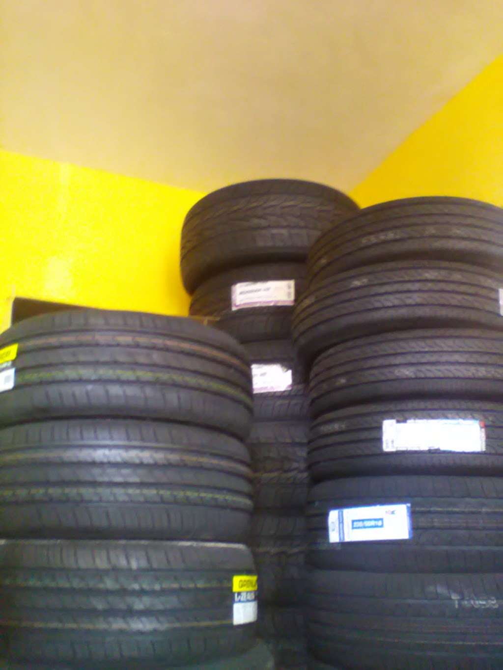 Torres Tire Shop | 4220 S 2nd Ave, Dallas, TX 75210, USA | Phone: (214) 565-9309