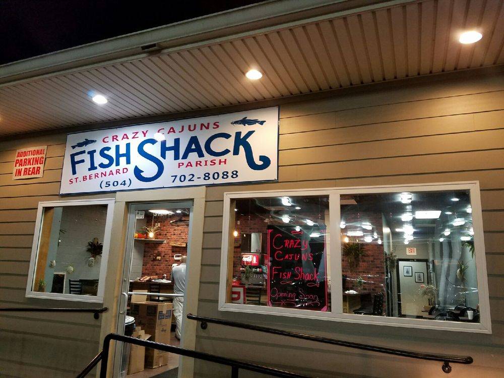 Crazy Cajuns Fish Shack | 3124 E Judge Perez Dr, Meraux, LA 70075, USA | Phone: (504) 442-2538