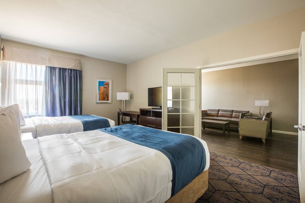 Baymont by Wyndham Albuquerque Airport | 2601 Mulberry St SE, Albuquerque, NM 87106 | Phone: (505) 225-8168