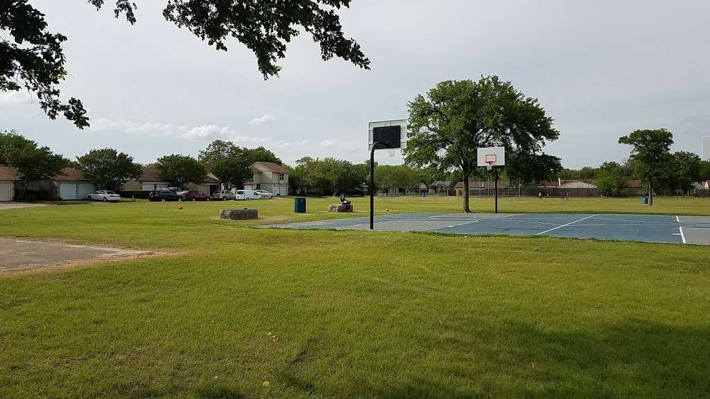 Bradshaw Park | 2941 SE 14th St, Grand Prairie, TX 75052, USA