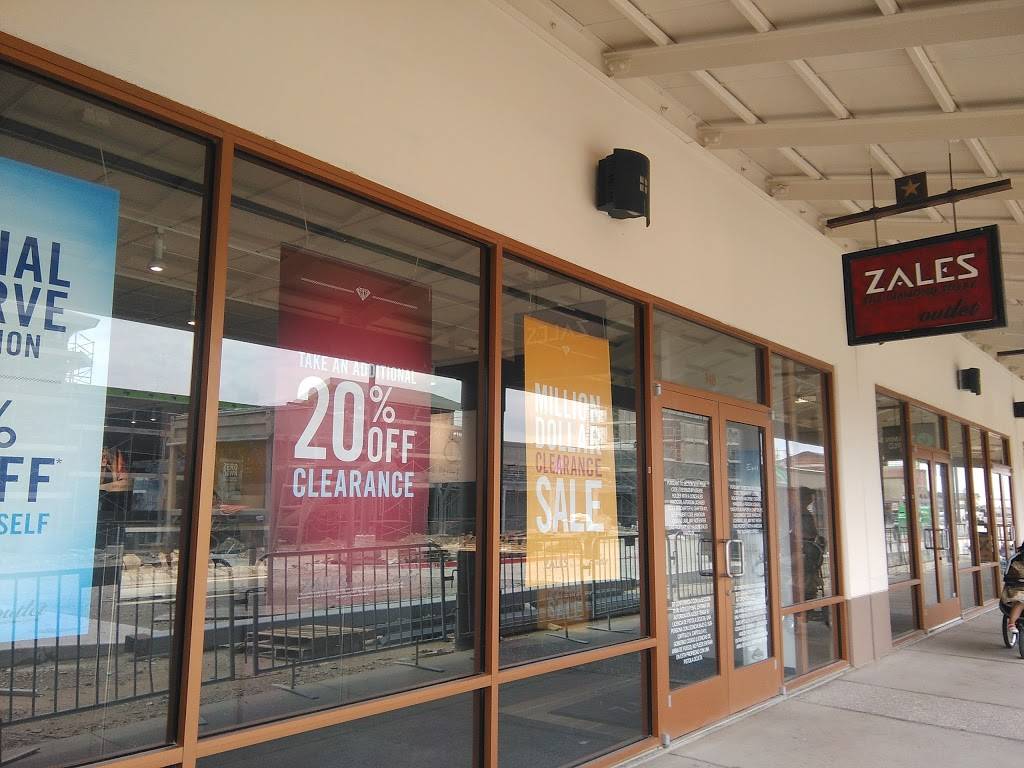 Zales Outlet | 820 W Stacy Rd, Allen, TX 75013, USA | Phone: (972) 678-2090