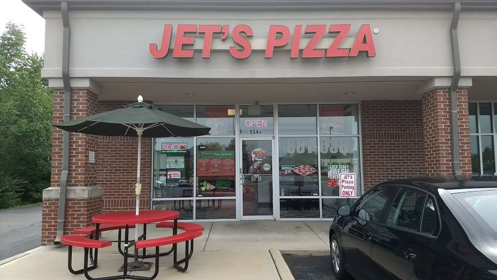 Jets Pizza | 954 N State Rd 135 A, Greenwood, IN 46142 | Phone: (317) 881-5387