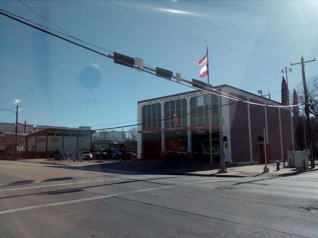 Houston Fire Station 7 | 1402 Elgin St, Houston, TX 77004, USA | Phone: (832) 394-6700