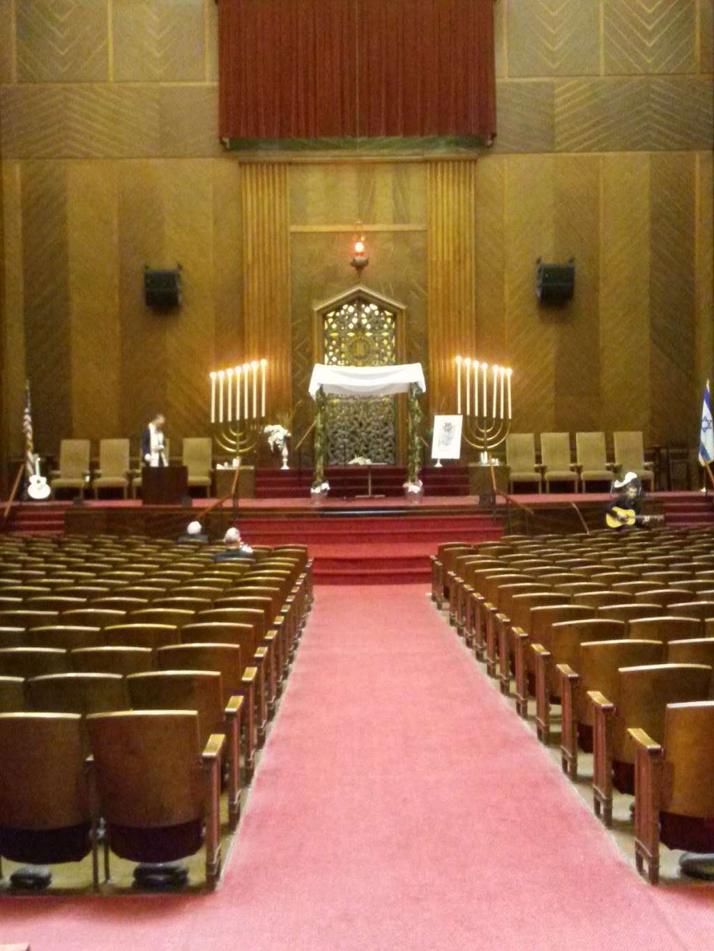 Temple Sholom of Chicago | 3480 N Lake Shore Dr, Chicago, IL 60657, USA | Phone: (773) 525-4707