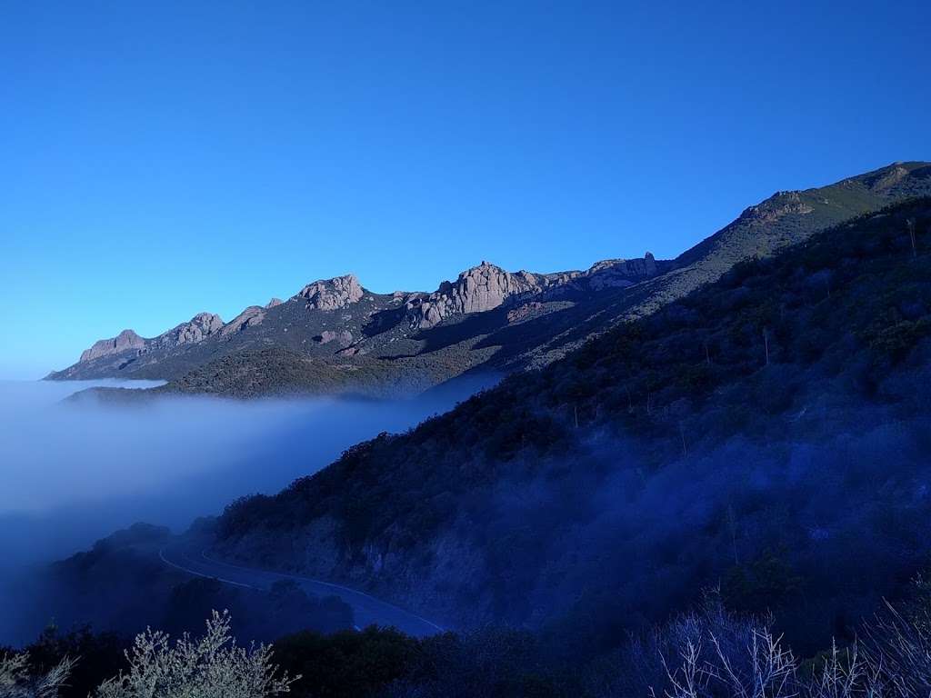 Sandstone Peak Trailhead Parking | 12860-, 12896 Yerba Buena Rd, Malibu, CA 90265, USA